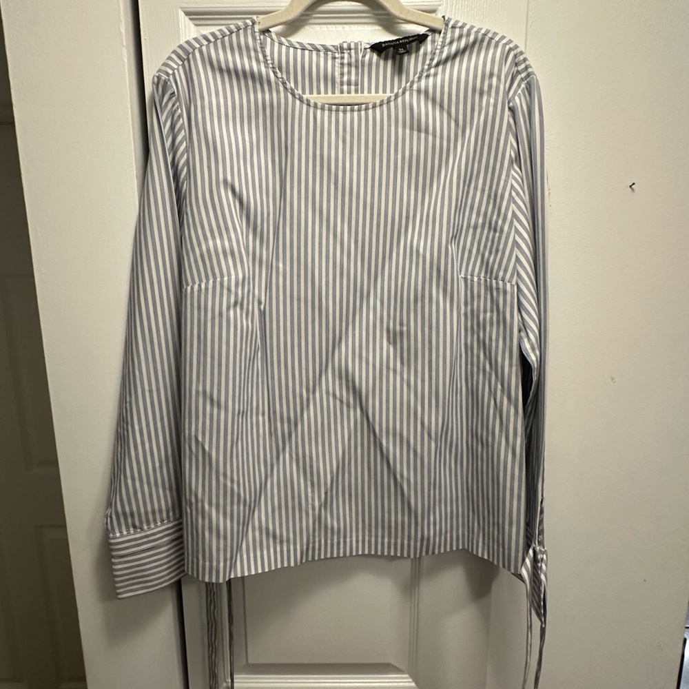 Banana Republic Striped Long Sleeve Shirt with Tie Sleeves
